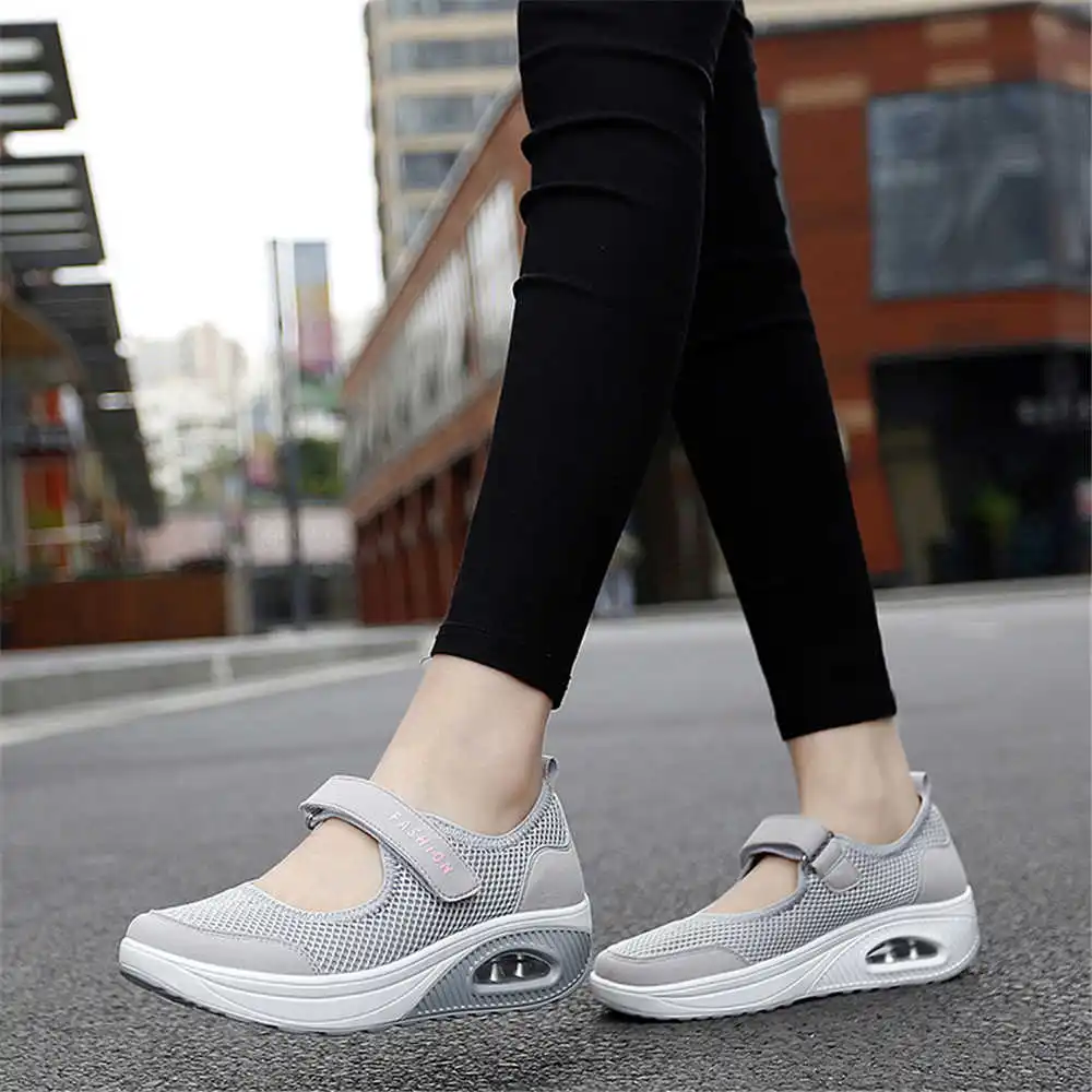 36-41 Demi-season Colored Snea - Wedding Supply Store Canada recension och pris